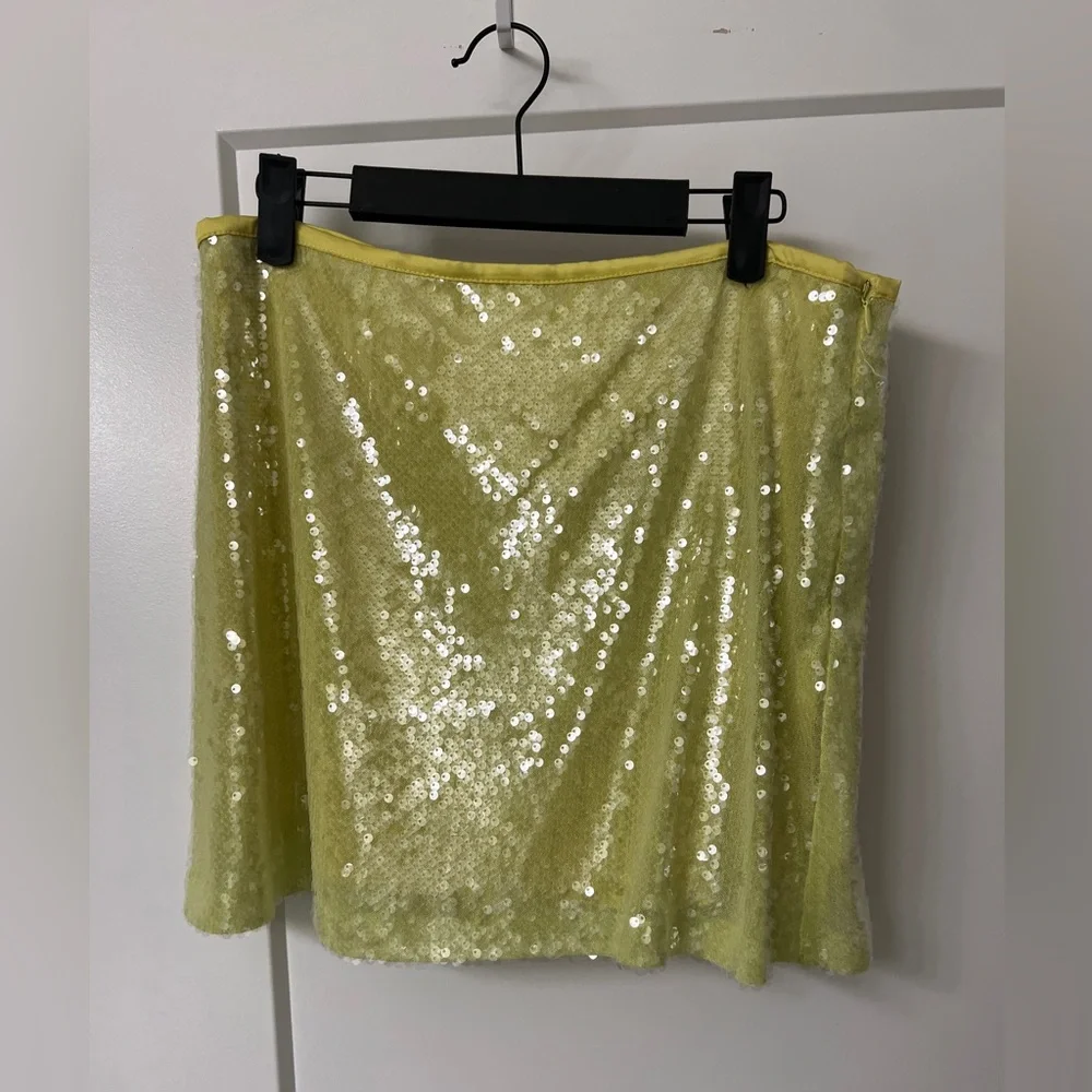 Zara Yellow Sequin Mini Skirt - Picture 2 of 5